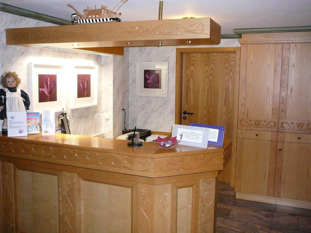 Hotel Garni Schmid Neu-Ulm Zewnętrze zdjęcie
